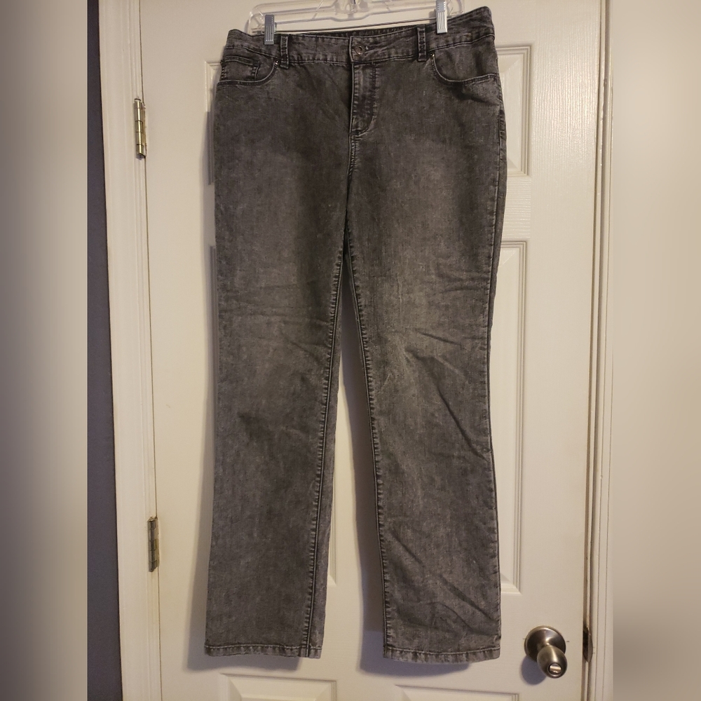 Chico's Platinum Denim, Women's Ultimate Fit Slim Leg Jeans, Size 2